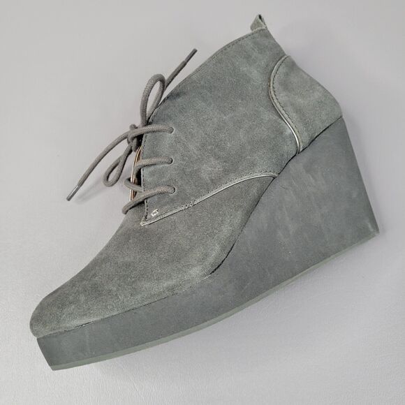Tommy Bahama Kaja Wedge Suede Ankle Booties Lace Up Boots Grey Size Women's 7B - Picture 4 of 16